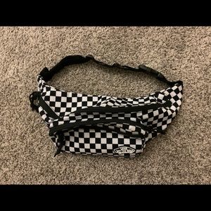 Large Vans Off The Wall Fanny Pack Fannypa…